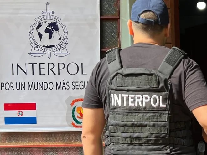 Interpol genérica Paraguay
