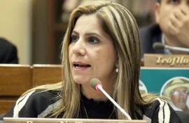 Roya Torres, diputada por Alto Paraná reelecta.