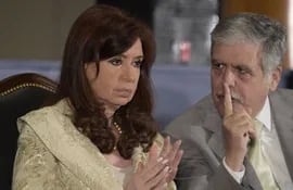 julio-de-vido-d-junto-a-la-expresidenta-de-argentina-cristina-fernandez--202214000000-1733075.jpg