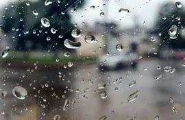La Dirección de Meteorología anuncia que las lluvias persistirían hasta mañana domingo en el Este del país.