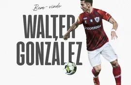 El club Santa Clara de Portugal presentó oficialmente ayer a Walter González como nuevo jugador.