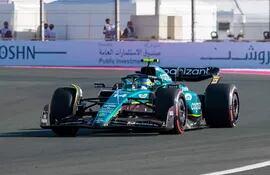 Fernando Alonso y Aston Martin siguen dando que hablar en la F1.