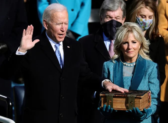 El 46° presidente de los EE.UU., Joe Biden, juró sobre una Biblia, propiedad de su familia desde 1893.