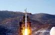 lanzamiento-de-un-cohete-de-largo-alcance-realizado-desde-el-centro-espacial-sohae-en-corea-del-norte-efe-224144000000-495135.jpg