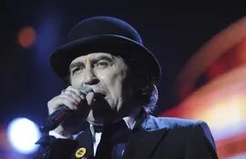 Joaquín Sabina, en un concierto en Paraguay, en el año 2012.