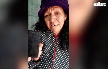 Mujer denuncia a directora de Centro de Salud de Quyquyhó por amenazarla con retirarle el beneficio de Tekoporã.