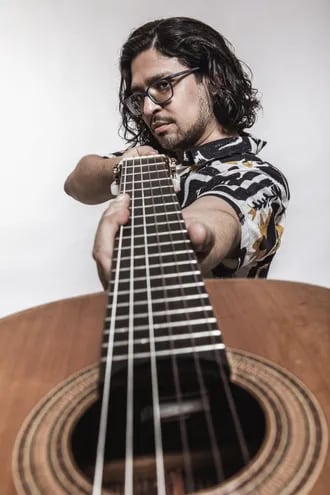 Pedro Martínez, músico, docente e investigador paraguayo abraza una nueva etapa para su vida no solo como artista sino como humano.