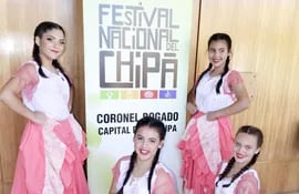 bailarinas-que-estaran-presentes-en-el-festival-del-chipa-durante-el-acto-de-lanzamiento--212347000000-1783230.jpg