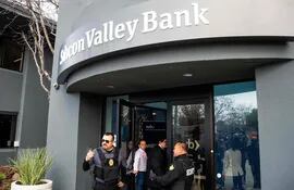 Silicon Valley Bank es el banco más grande en desplomarse en EE.UU. desde la crisis financiera de 2008