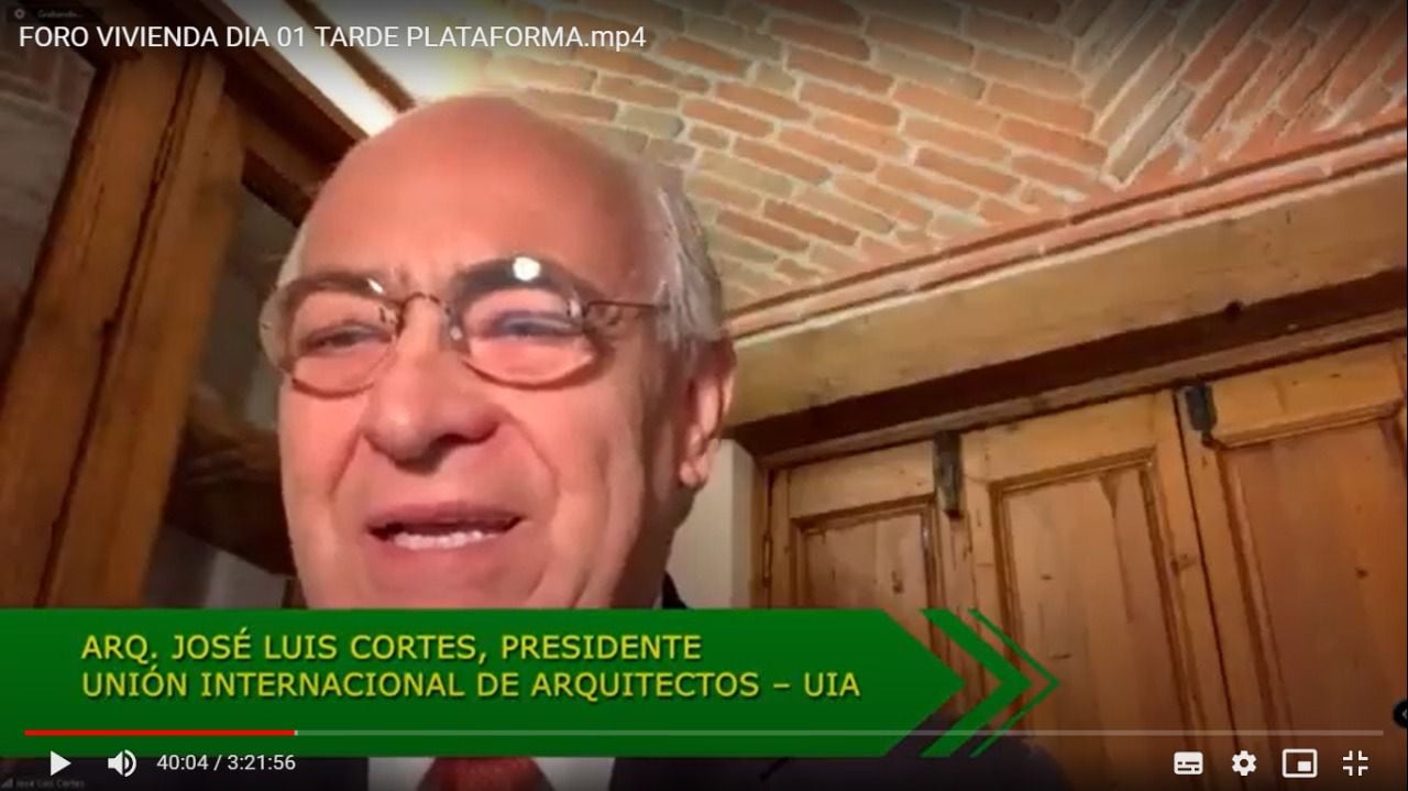El presidente de la Unión Internacional de Arquitectos (UIA), Arq. José Luis Cortés.