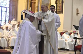 Antes de su entrega, el Palio arzobispal es bendecido por el papa el 29 de junio, en la celebración de San Pedro y San Pablo.