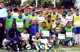 los-chicos-finalistas-de-la-edicion-2015-de-football-dreams-los-ganadores-viajan-a-doha-qatar--231749000000-1524674.jpg