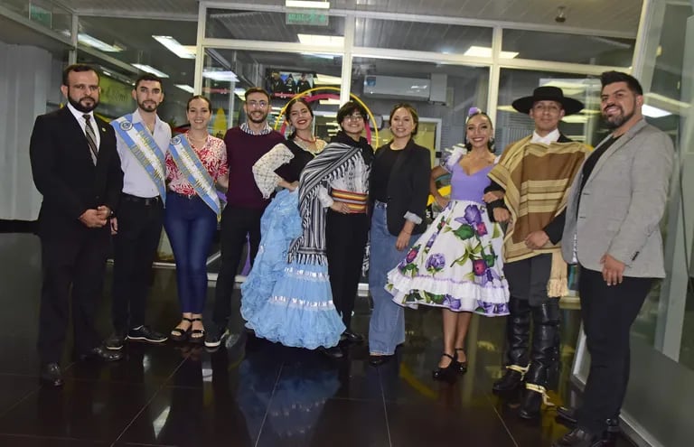 Integrantes de las delegaciones de Argentina, Paraguay y Chile ofrecieron detalles de la segunda edición del Festival Internacional "El folklore nos une".
