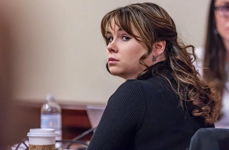 Hannah Gutierrez-Reed, quien trabajó como armera en el rodaje de "Rust" recibió hoy una condena de 18 meses de prisión por la muerte de Halyna Hutchins.