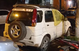 camioneta incautada, aparentemente usada para perpetrar robos en Asunción