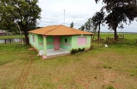 La vivienda en la que habitaban la niña, su madre y el padrastro, en una compañía de Repatriación, Caaguazú.