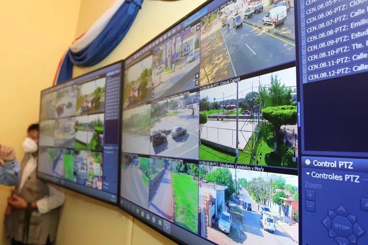 Con 12 cámaras, por ahora, la Policía de Capiatá realiza la vigilancia de zonas consideradas conflictivas en la ciudad.