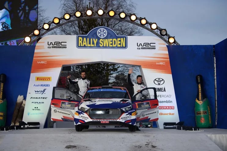 Rampa de llegada para Miki Zaldívar y José Díaz, segundos en la WRC2 Master Cup.