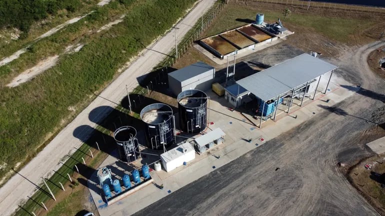 Vista aérea de la planta de tratamiento de lixiviado de El Farol, primera en el país.