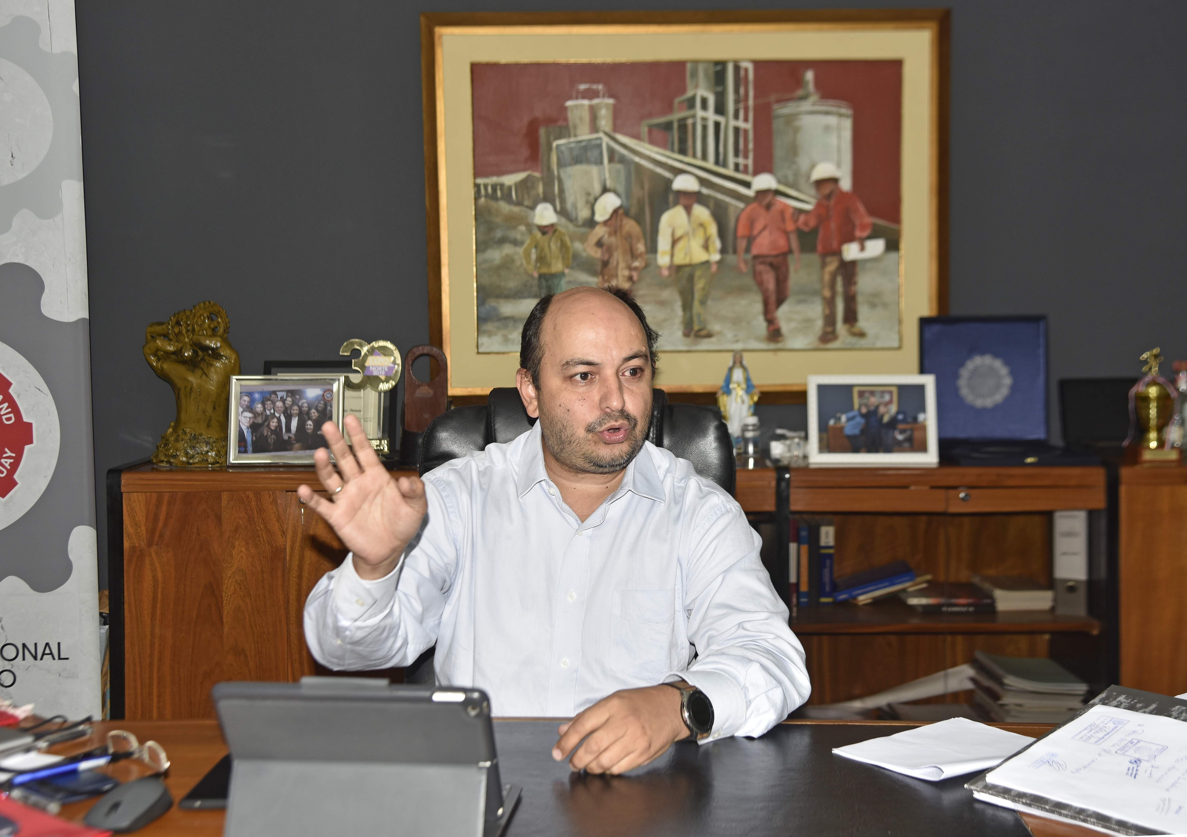 Ernesto Benítez, titular de la INC.