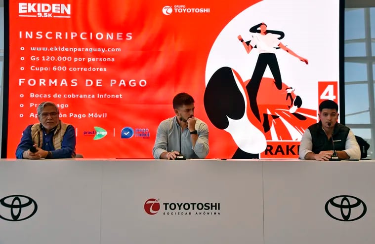 Aníbal Zelada, de Asunción Runners; Alejandro Sanabria y Fernando Ojeda, del Grupo Toyotoshi.