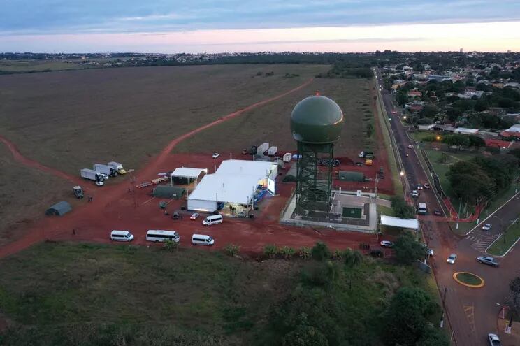 Radar instalado en Ponta Porã (ciudad brasileña fronteriza con Pedro Juan Caballero, Paraguay).