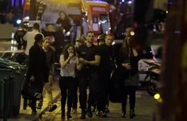 paris-fue-centro-de-una-serie-de-ataques-terroristas-al-menos-60-personas-murieron--203223000000-1398521.JPG