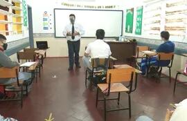 En el colegio privado San Juan Bautista, de Lambaré, comenzaron ayer las clases presenciales.