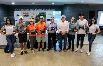 El podio de la “Copa Presidente”, primer eslabón de competencias en el Asunción Golf Club.