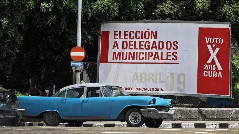 Un anuncio del año 2019 en La Habana. La ONG Transparencia Electoral denunció este martes que en Cuba se han producido “elecciones fantasma” en los últimos meses cuando se ha reemplazado a delegados municipales en las que no hubo “electores, candidatos ni resultados” públicos.