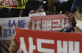 ciudadanos-surcoreanos-protestan-contra-la-implementacion-del-escudo-antimisiles-estadounidense-thaad-102848000000-1507689.JPG