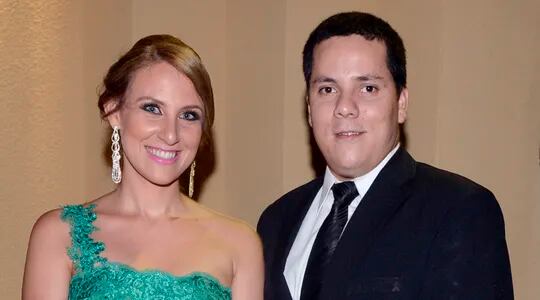 Alma Zayas, fiscala anticorrupción, y su marido Adolfo Álvarez, recientemente incorporado en la EBY.