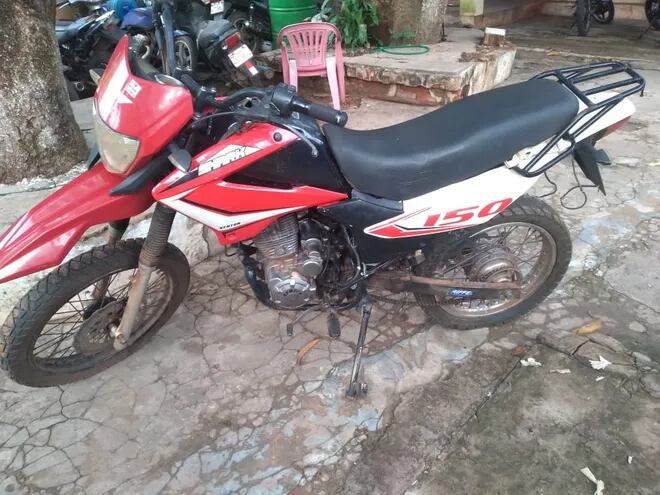 La moto que fue robada el 3 de marzo pasado fue recuperado en San Lorenzo.