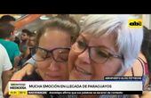 Mucha emoción en llegada de paraguayos