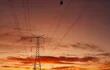 La ANDE volvió a energizar la línea de transmisión de 500 kV y desconectará las líneas de 220 kV a Itaipú, entre hoy y mañana.