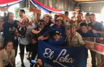 barra-el-leka-club-campeon-del-torneo-de-pesca-de-la-corvina-realizado-en-la-colonia-mburica-tacuaras--10117000000-1799184.jpg
