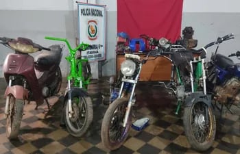 Detención e incautación de motos en Itauguá.