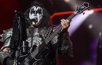 El bajista de Kiss, Gene Simmons, durante un concierto de la agrupación en Dinamarca el pasado 16 de junio.