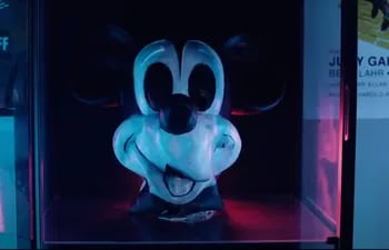 Imagen de la película de terror "Mickey's Mouse Trap".
