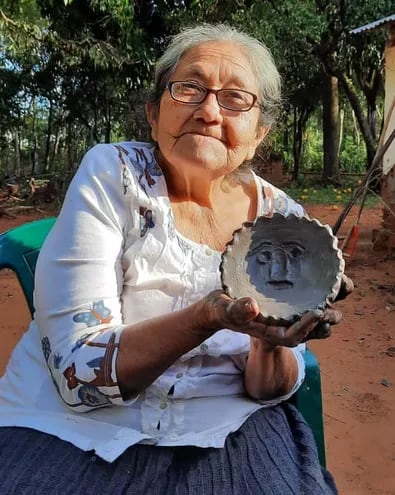 Rosalina Robles fue declarada tesoro viviente del Paraguay.
