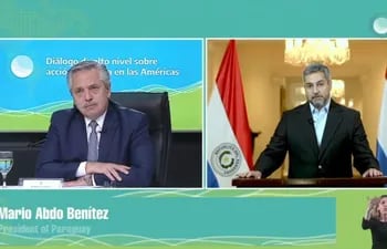 El presidente argentino Alberto Fernández (izq.) y su homólogo Mario Abdo Benítez  asistieron ayer a la cumbre virtual de mandatarios denominado “Diálogo de alto nivel sobre acción climática en las Américas”.