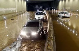 una-de-las-inundaciones-que-se-registraron-el-ano-pasado-en-el-superviaducto--213615000000-1728182.jpg