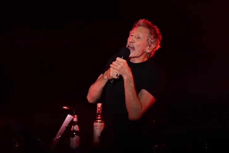 Roger Waters durante un concierto en Montevideo, Uruguay, el pasado viernes.
