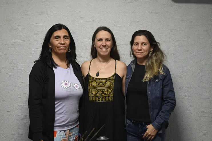 Andrea Despo, Manuela Montalto y Edith Correa brindaron detalles de la residencia artística "Travesía", que se realiza esta semana en Espacio E.