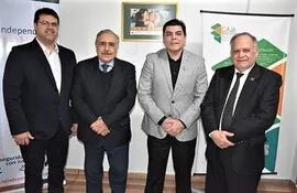 Miguel Oro, Xavier Hamuy, José Antonio Caballero y Angel Chamorro, exmiembros de la Caja de Jubilados Bancarios.