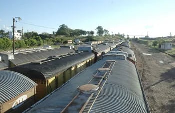 vagones-de-carga-en-desuso-de-fepasa-en-pacu-cua-en-1912-la-paraguay-central-railway-co-ltd-inicio-la-construccion-de-ese-ramal-a-partir-de-san-sal-211733000000-526904.jpg