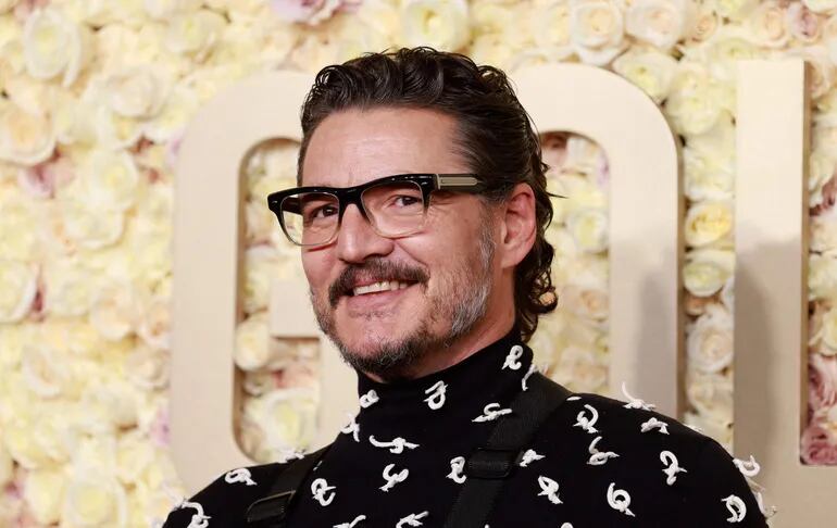 TOPSHOT - Chilean-US actor Pedro Pascal arrives for the 81st annual Golden Globe Awards at The Beverly Hilton hotel in Beverly Hills, California, on January 7, 2024. (Photo by Michael TRAN / AFP)