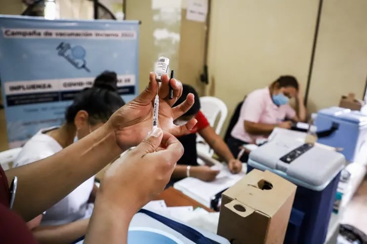 Las vacunas cuadrivalentes contra la influenza llegan a finales de este mes, anunció Salud Pública.