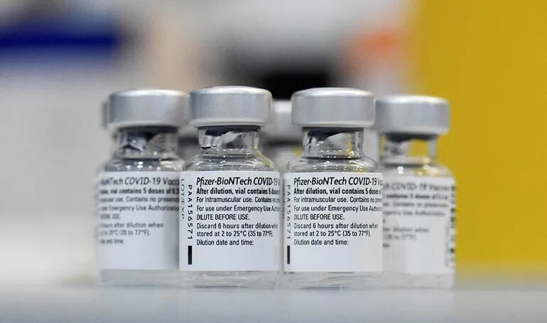 Brasil avanza plan de inmunización. Compró unas 100 millones de dosis de Pfizer-Biontech.