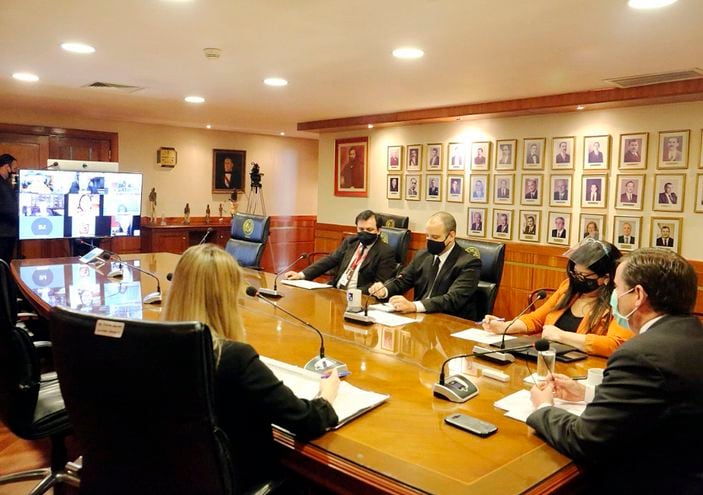 Ministros de la Corte en la reunión virtual periódica con los  representantes de gremios de abogados del país.